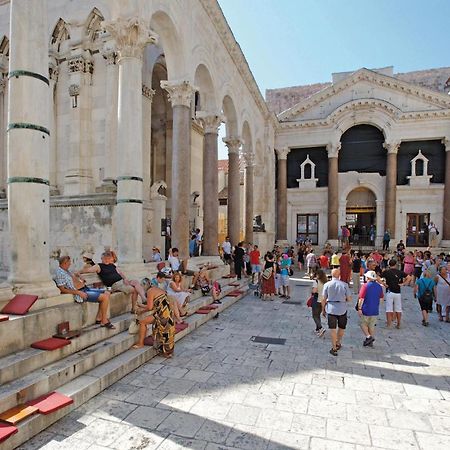 Lovely Home In Split With Jacuzzi 外观 照片