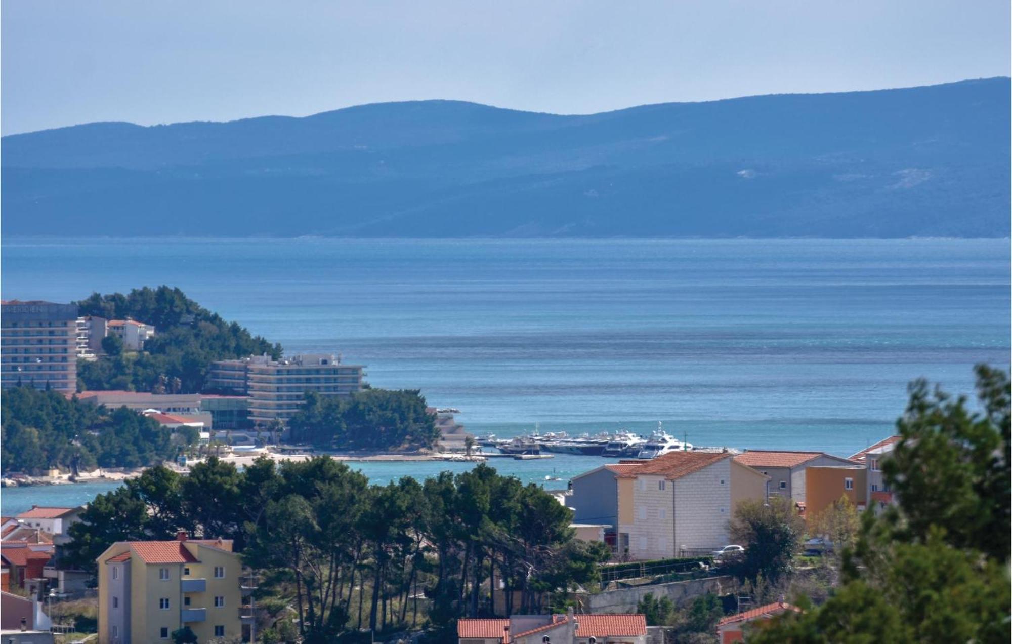 Lovely Home In Split With Jacuzzi 外观 照片